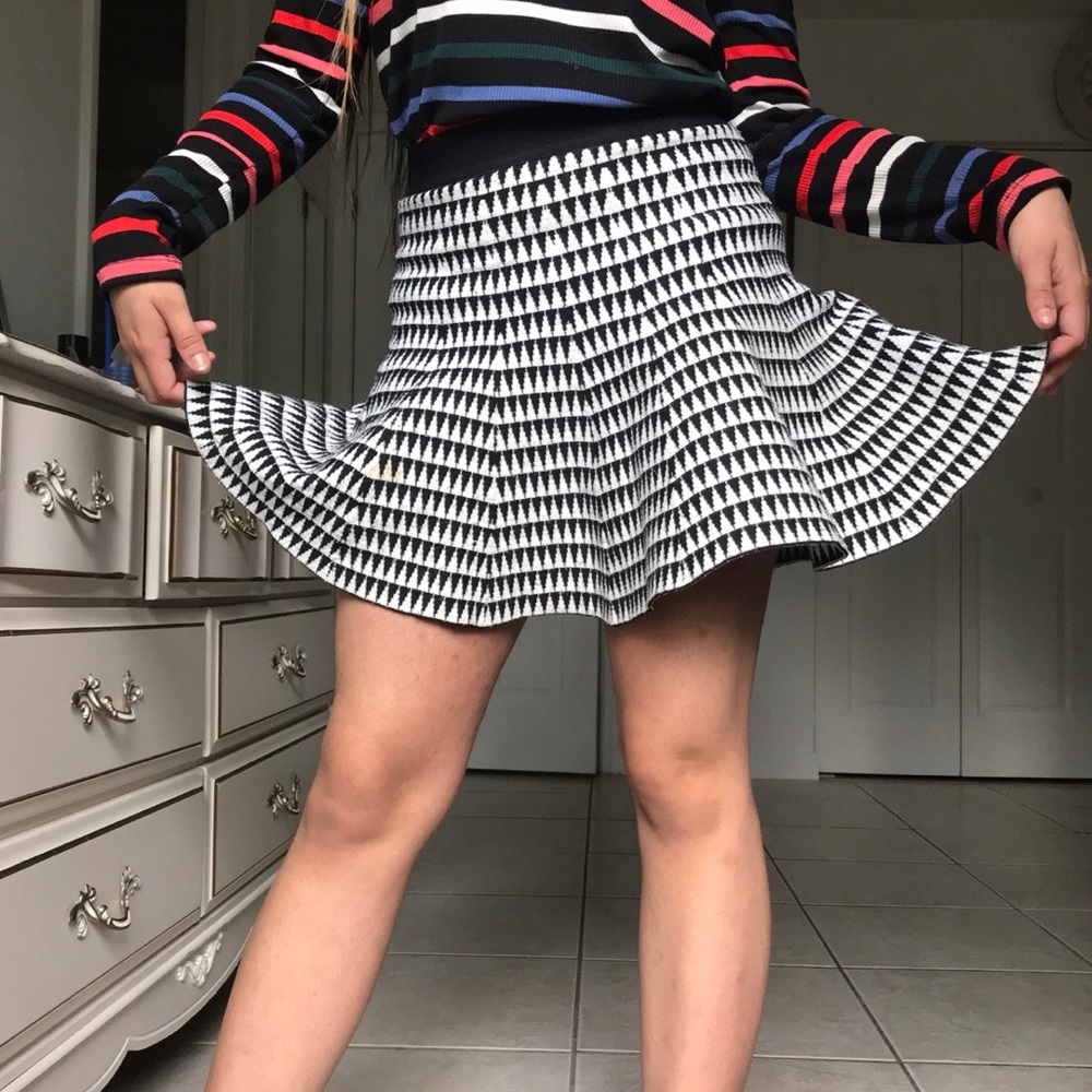 Custom skirt - Picture 3 of 7